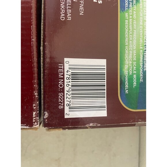 Lot of 2 Road Signature 1:18 Diecast 1969 Plymouth Barracuda & 1941 Willys Coupe - Picture 8 of 10